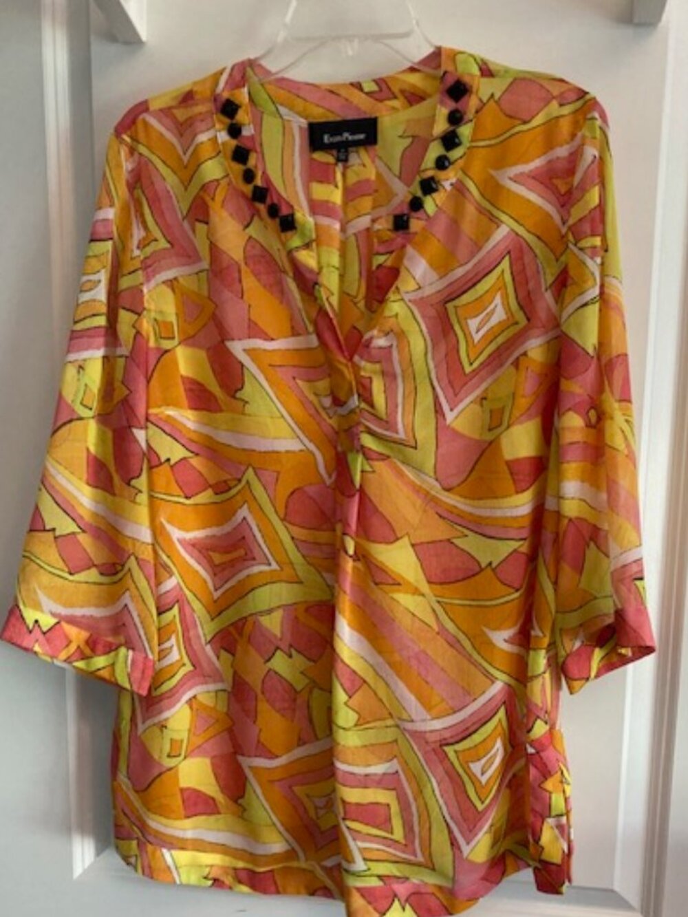 Evan Picone Sheer Vibrant V-neck Gem Lined 3/4 Sleeve Blouse Top Womens Size 14